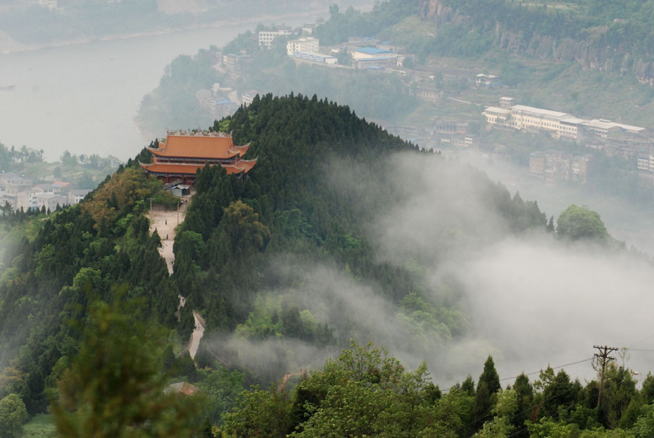 今天早晨的佛头山