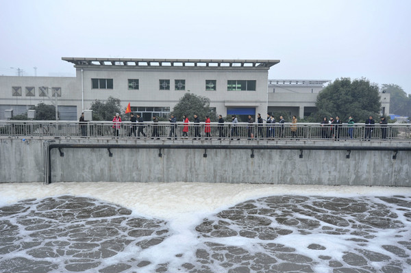 内江市民观察团参观重点产业城市建设民生工