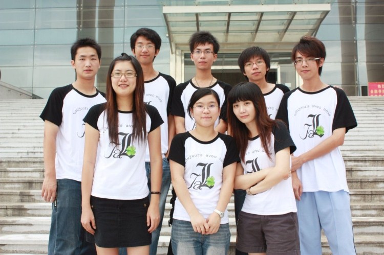 ◢■《高三之歌》--蓝天广告送给辛苦备战的高