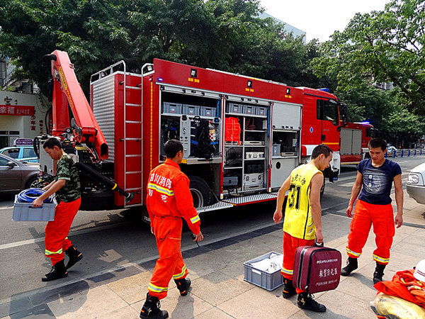东北三场大火 厦门纵火案 再次敲响安全生产警