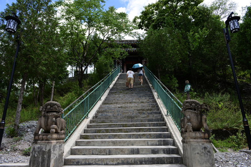 风成寺上山门-李代生.jpg