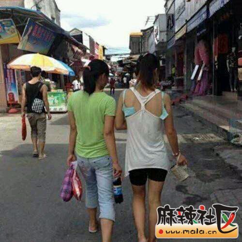 我好想说一句,妹子你<em>的胸罩扣子</em>掉了。 - 德阳
