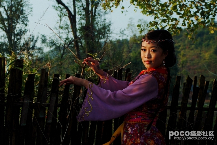 三唱《<em>乡里妹子</em>进城来》(配图) (宋树初)-文学沙