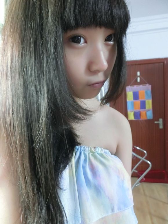 这里有清纯的<em>萌妹子</em>,清新亮丽的校花-网友报到