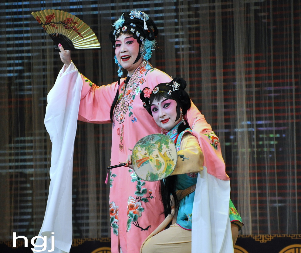 6月7日刘芸马丽在锦江剧场演出游园剧照该戏人物形