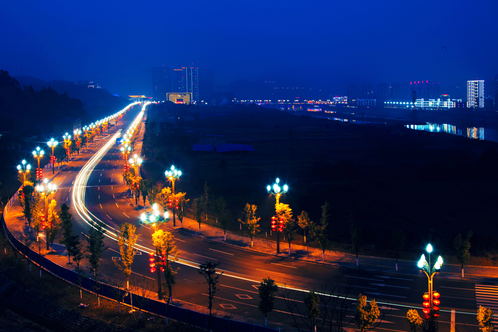 再品盐亭新夜景(李玉川老师所摄)