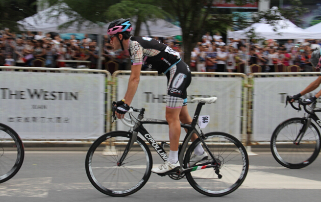 2014环中国国际公路自行车赛巴中赛段图文直