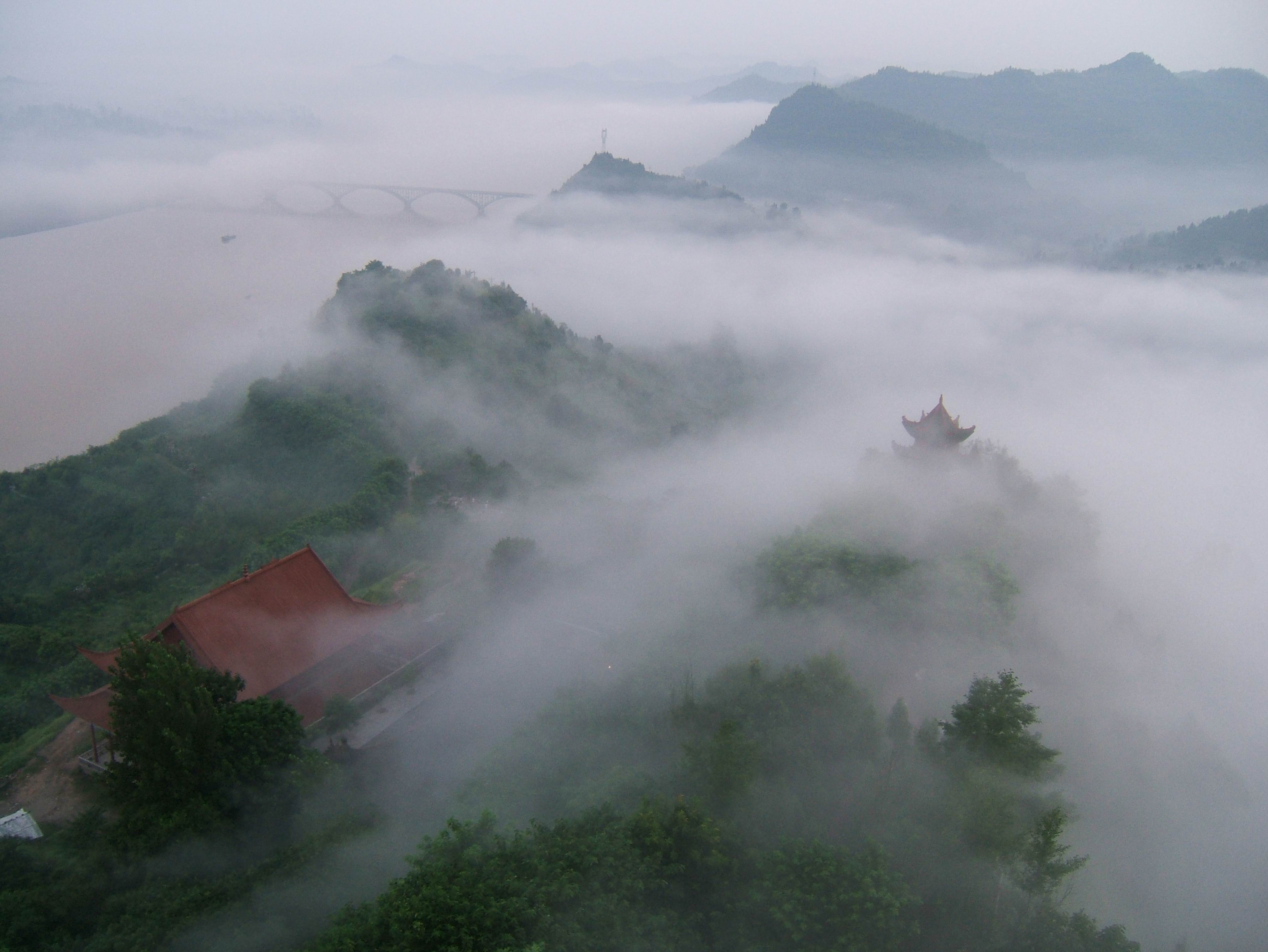 蓬安龙角山