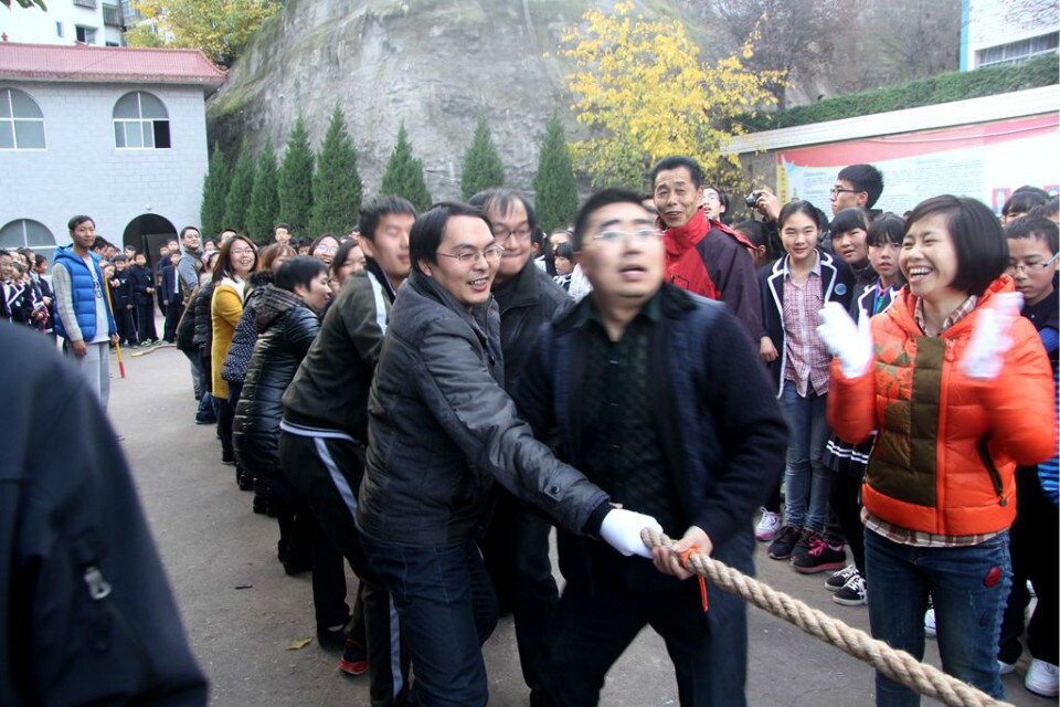 南江四中:举办第30届冬田径季运动会