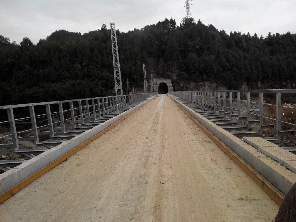 巴达铁路平昌段开始架梁铺轨-平昌论坛-麻辣社区 四川第一网络社区 你