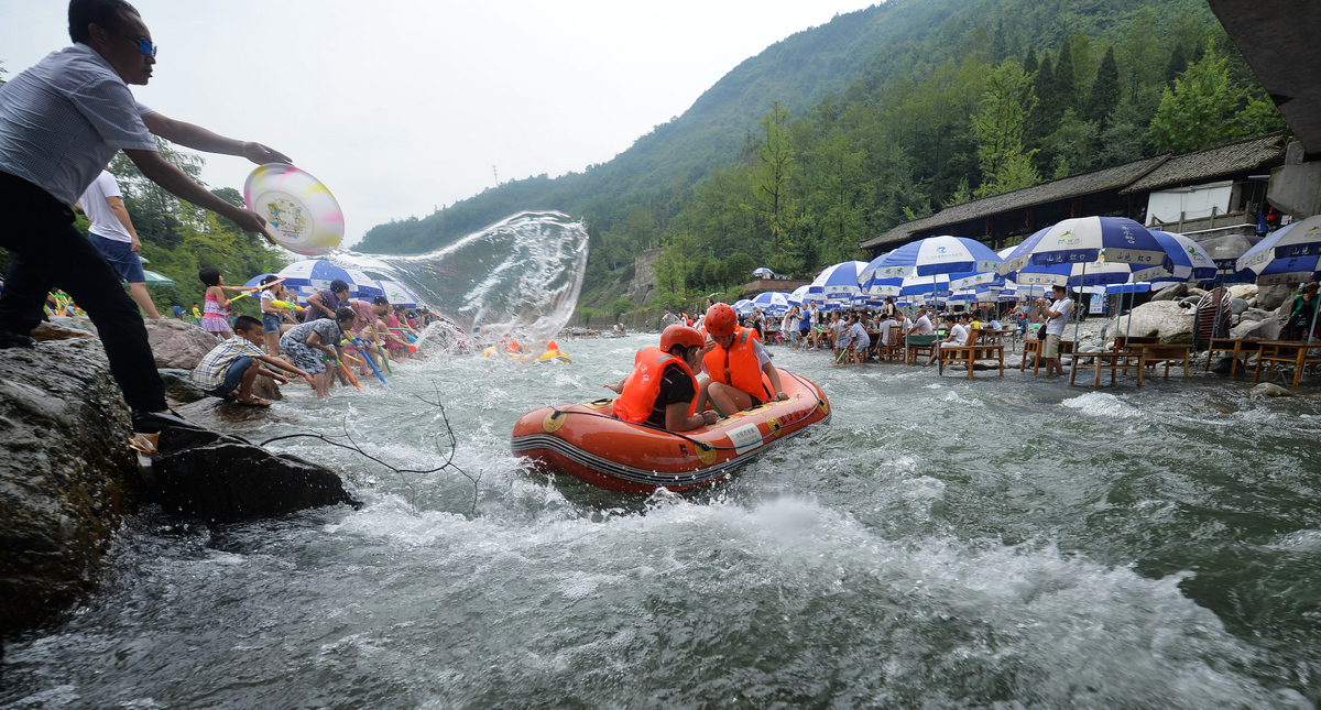 炎炎夏日,想清凉到虹口漂流