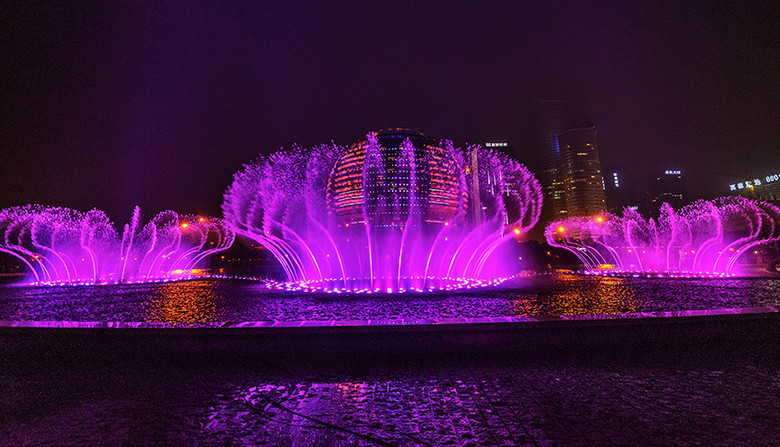 钱江新城音乐喷泉夜景