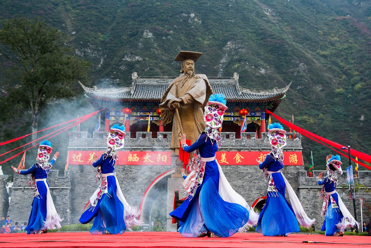 过羌年,晒太阳,品美食,祈祷游—记羌族新年汶川庆祝活动 麻辣社区