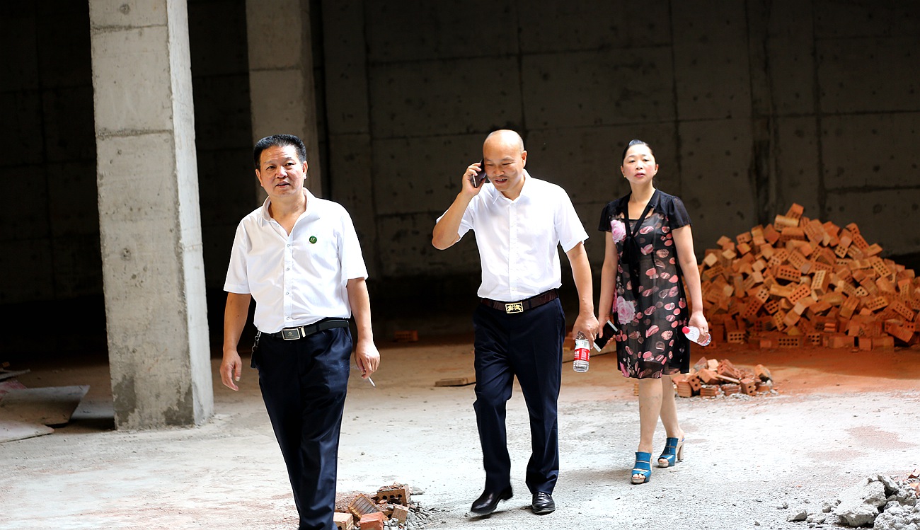 南部县伏虎商会正式挂牌