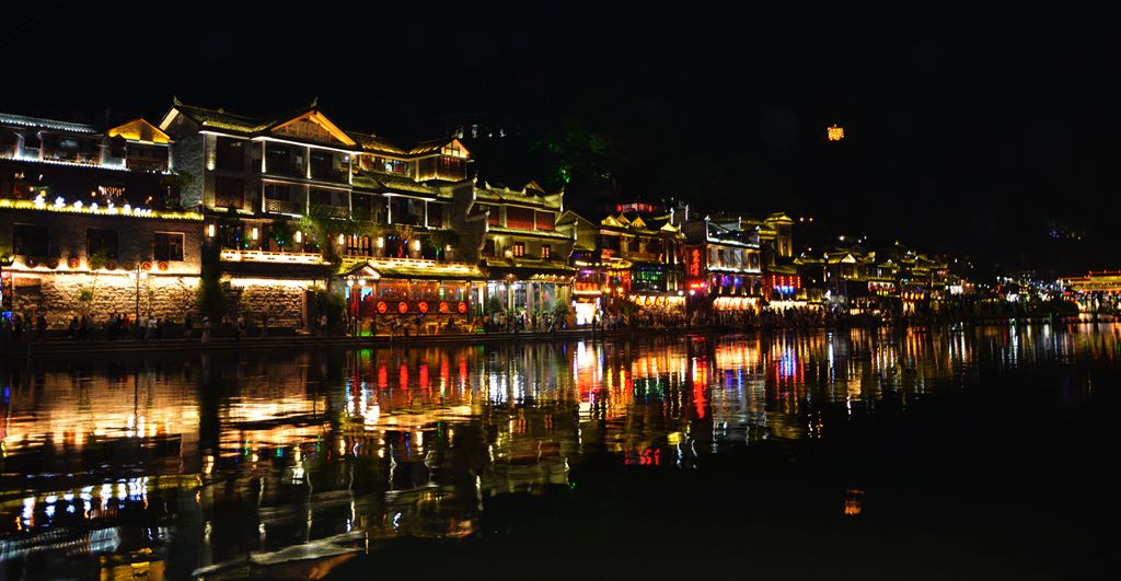 湖南凤凰城美丽夜景