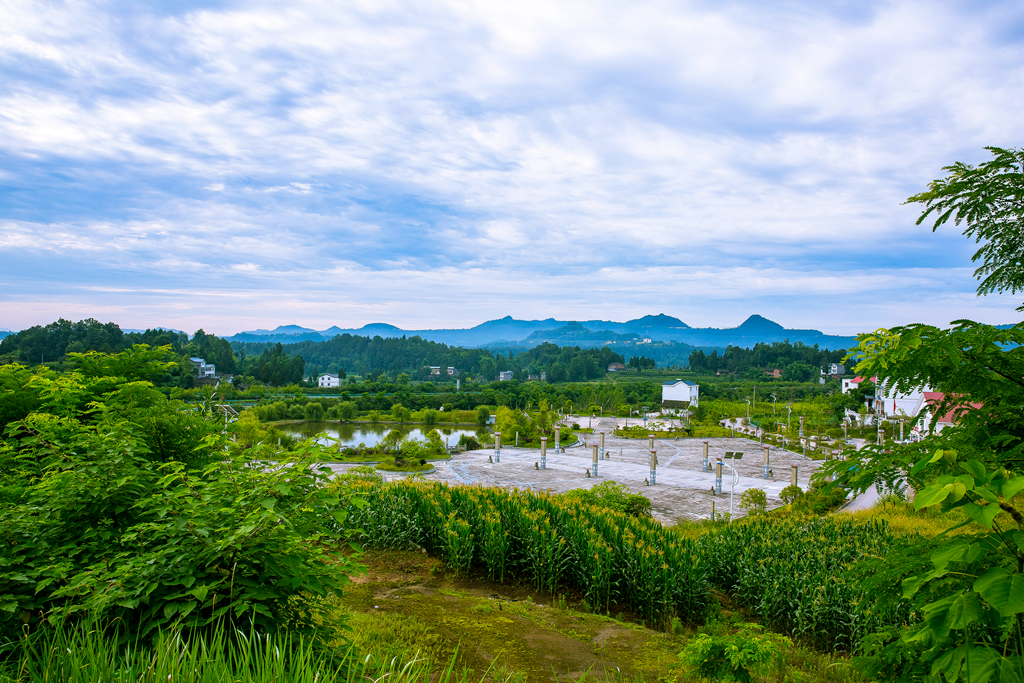 【五 彩 巴 中】美丽的恩阳区柳林镇乡村景色