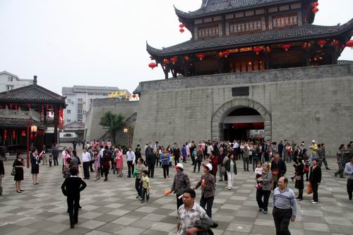 隆昌