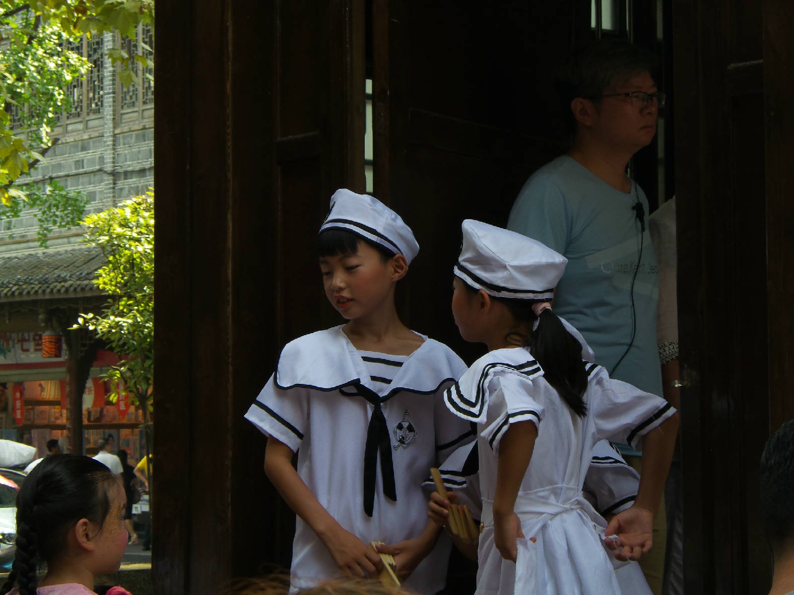 手机拍拍--电视节目小主持人汇演拍摄花絮-都江