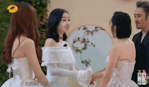 以前我羡慕唐艺昕,现在我羡慕张若昀
