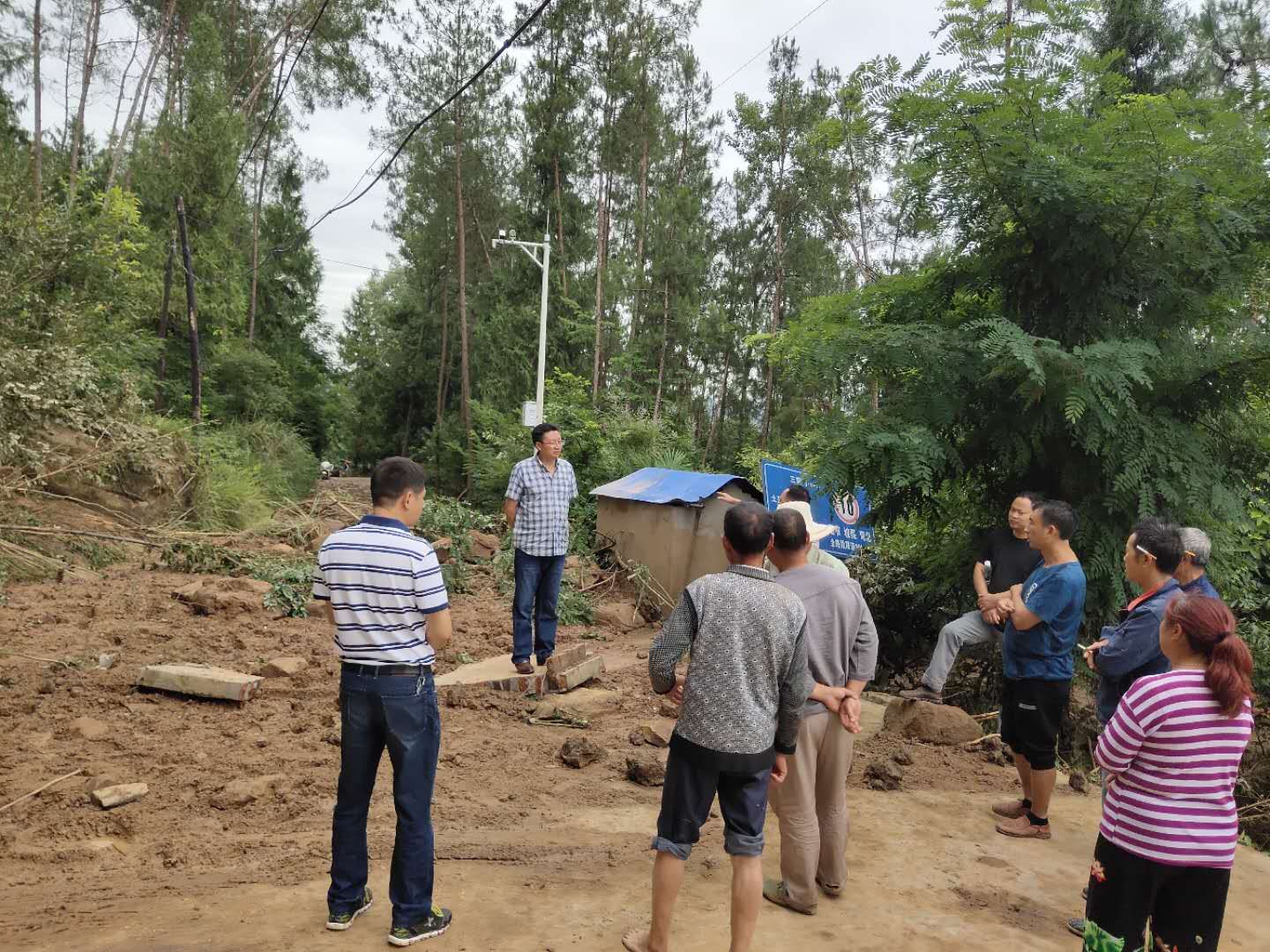 通江县麻石镇工土顶村三社地质滑坡