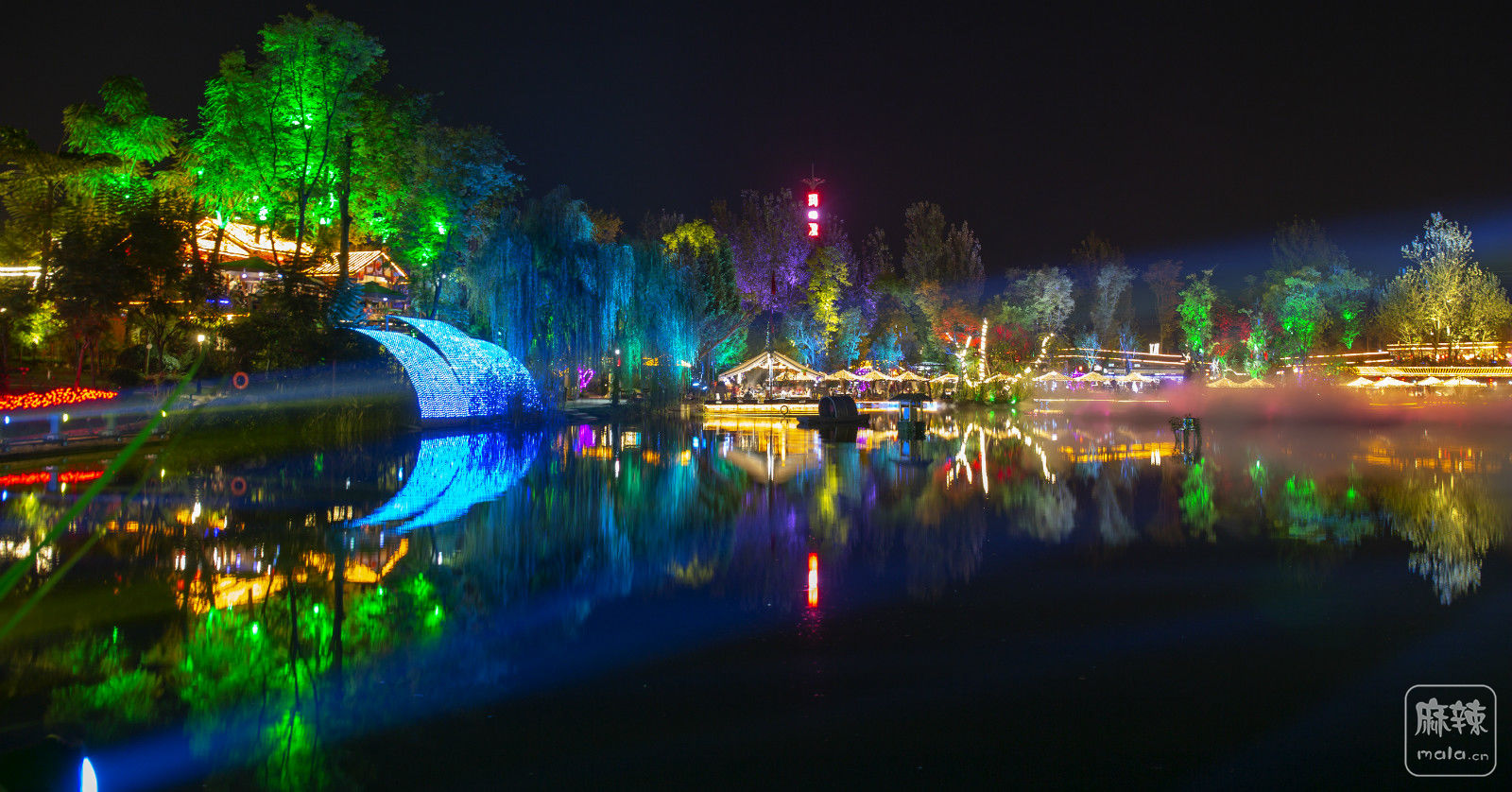玛歌庄园吃火锅,听音乐,观夜景