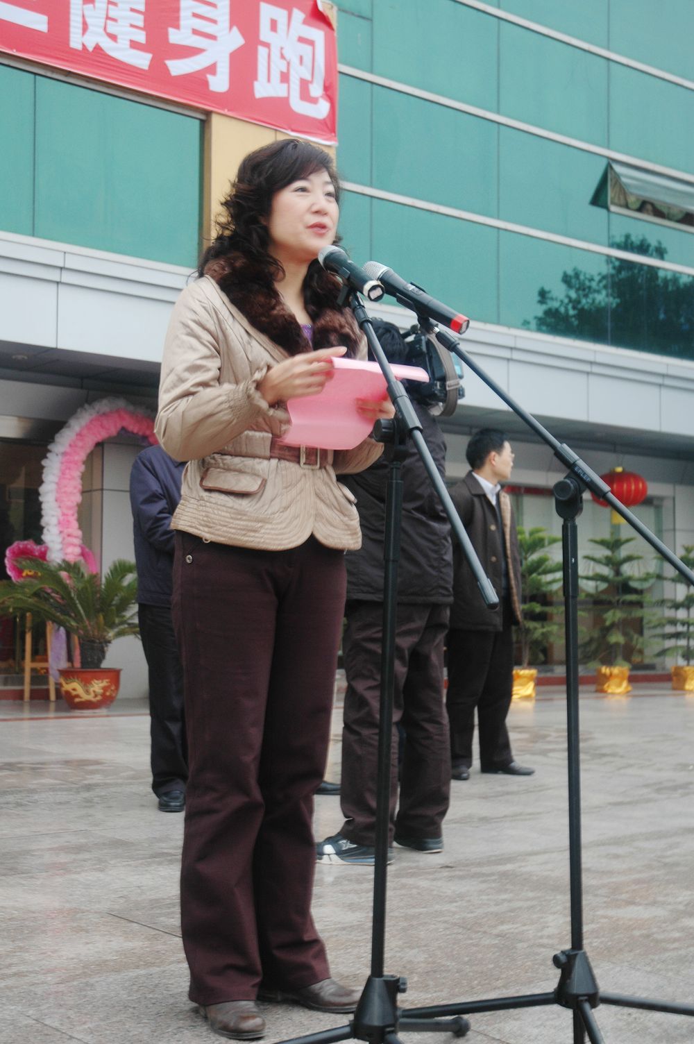 2010Ԫ 042.jpg