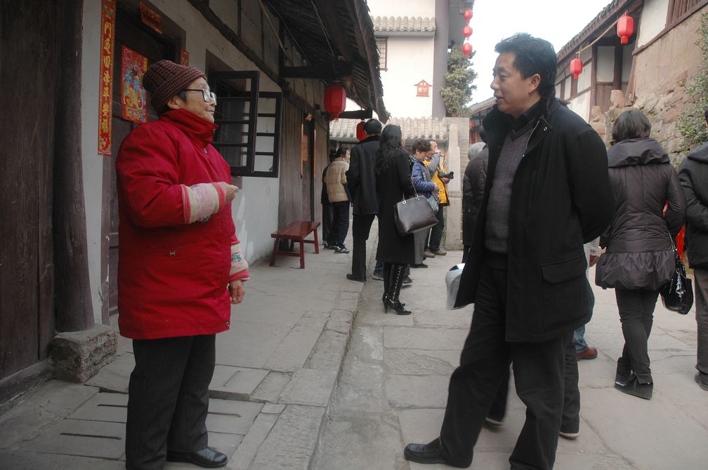 2010217 172.jpg