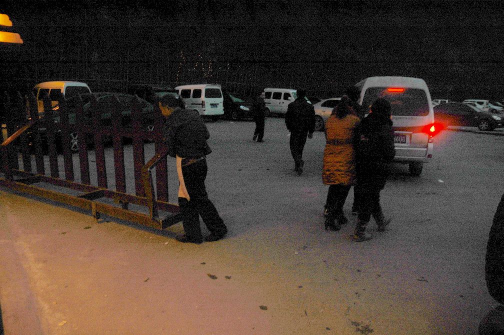 2010217 389.jpg
