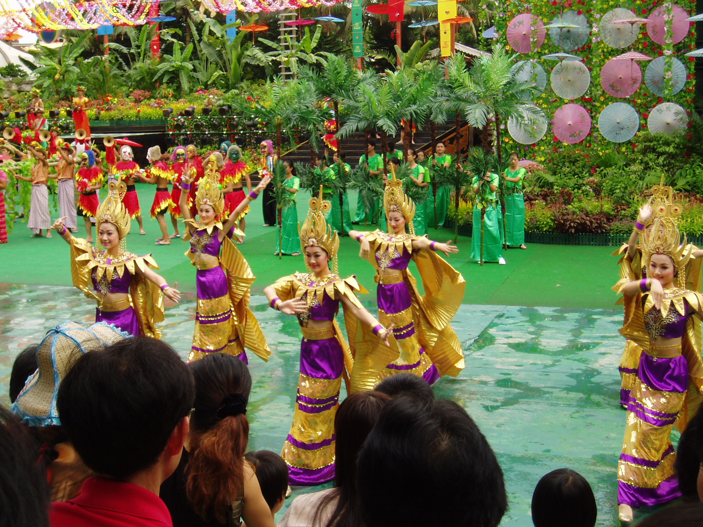 Ƭ 052.jpg