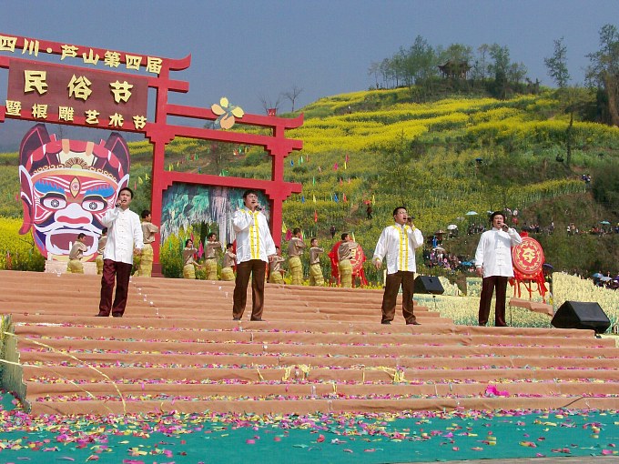 030.jpg