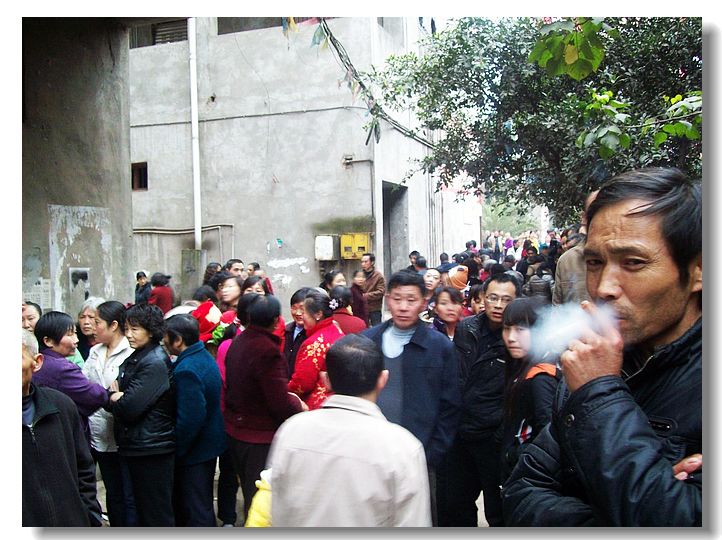 Ƭ 106.jpg
