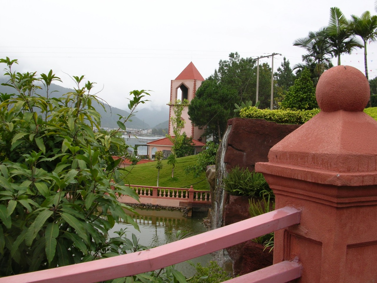 Ƭ 093_conew1.jpg