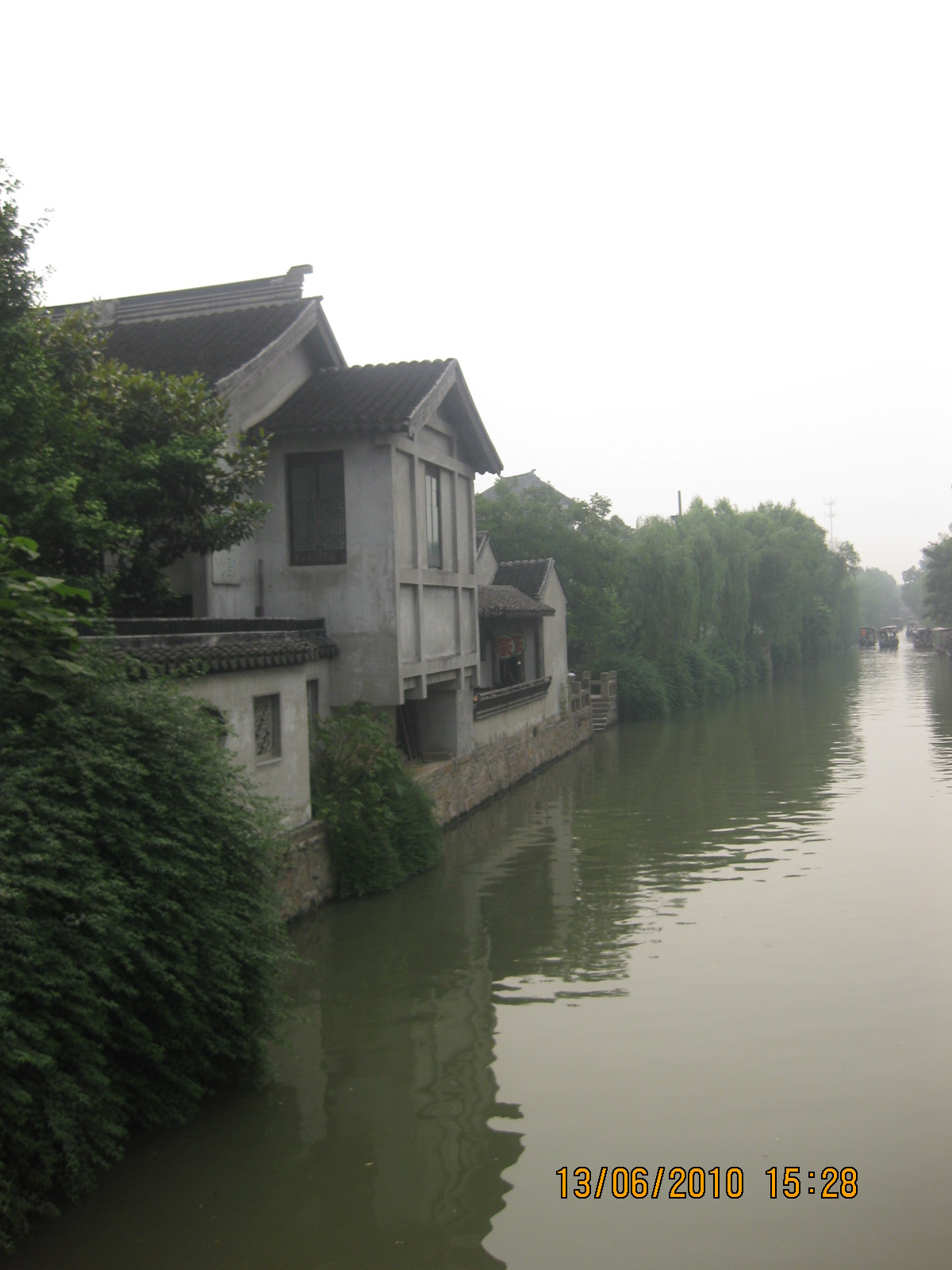 Ƭ 049.jpg