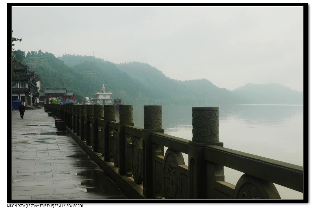 2010928Ƭ 002.jpg