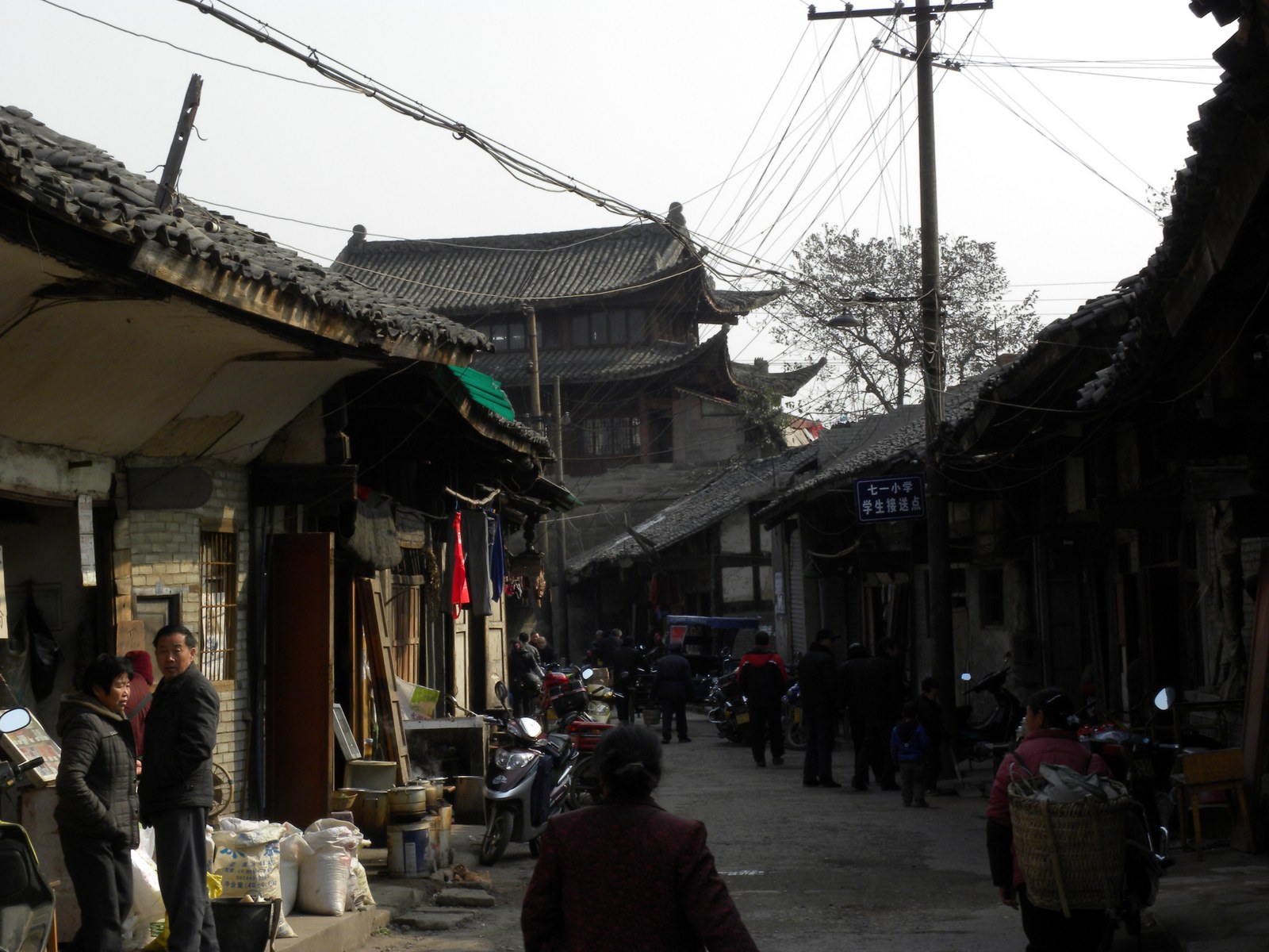 南门口,方家街.