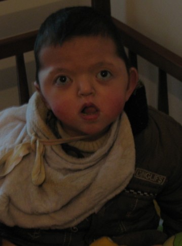 暖冬行动--让孤儿院的小朋友过上一个温暖的冬