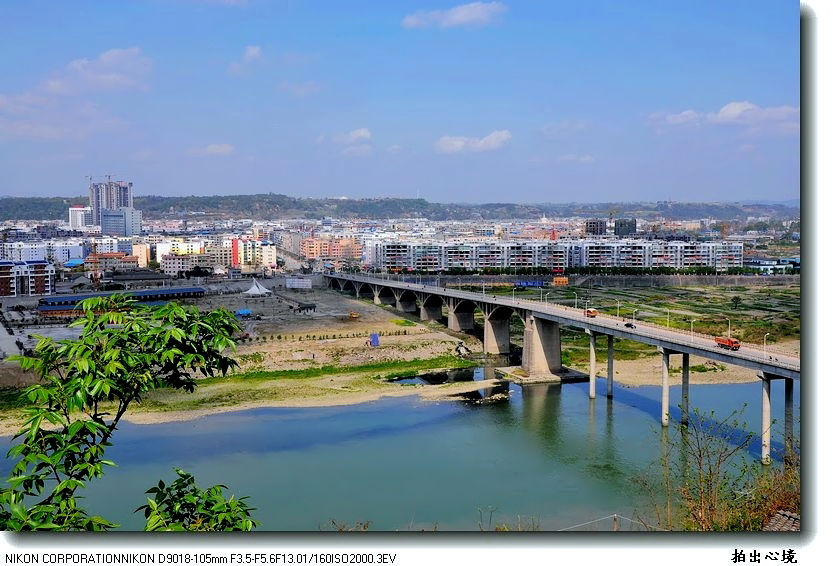 从小明湖方向看县城全貌-三台论坛-麻辣社区