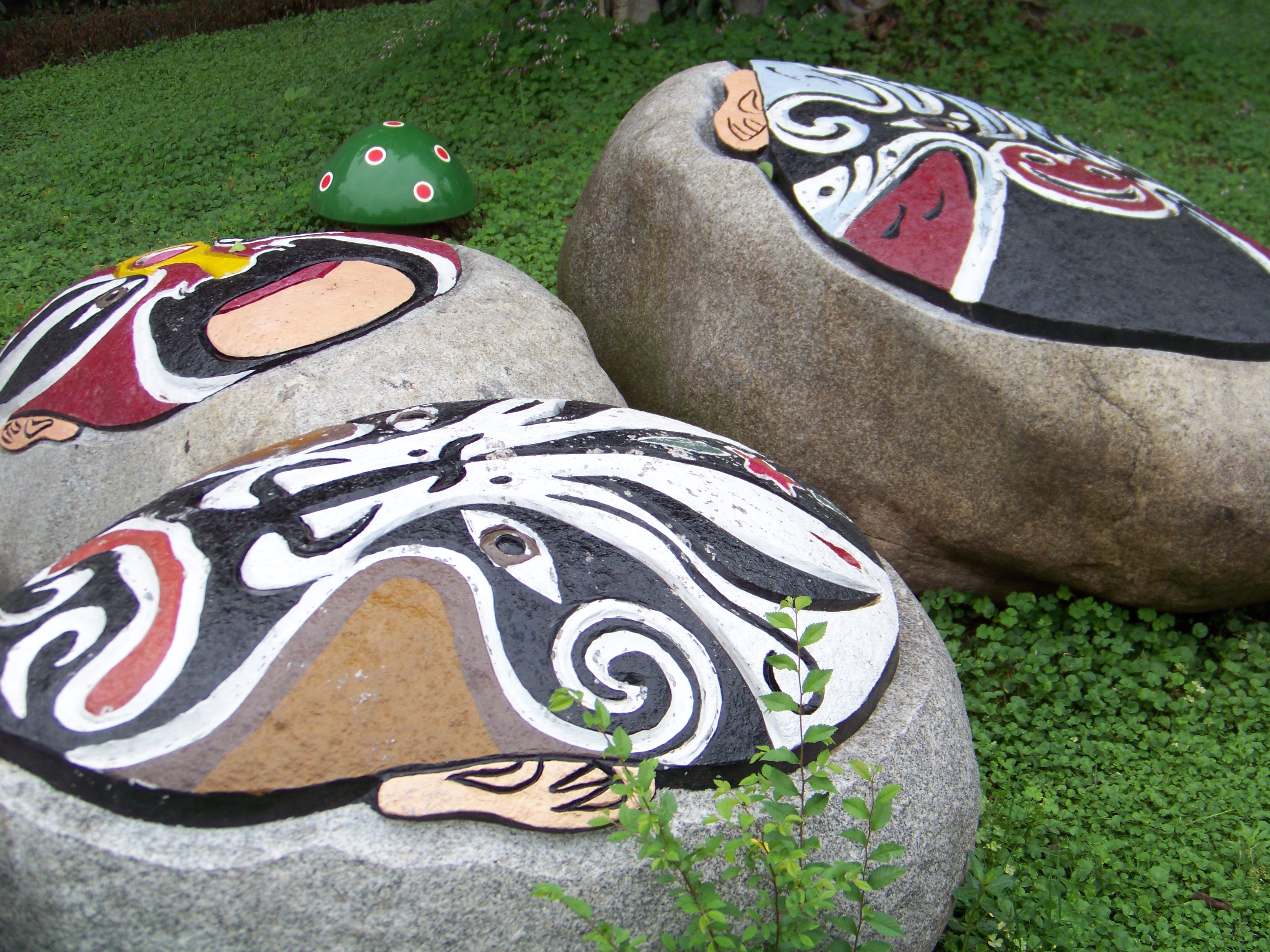 新建成的重庆川剧大剧院今天演出了《李亚仙》