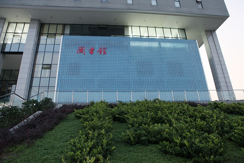 Ƭ 060.jpg