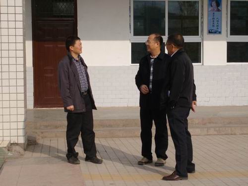 恭贺南江四中青年教师王欢,陈茜在省市竞赛中获佳绩