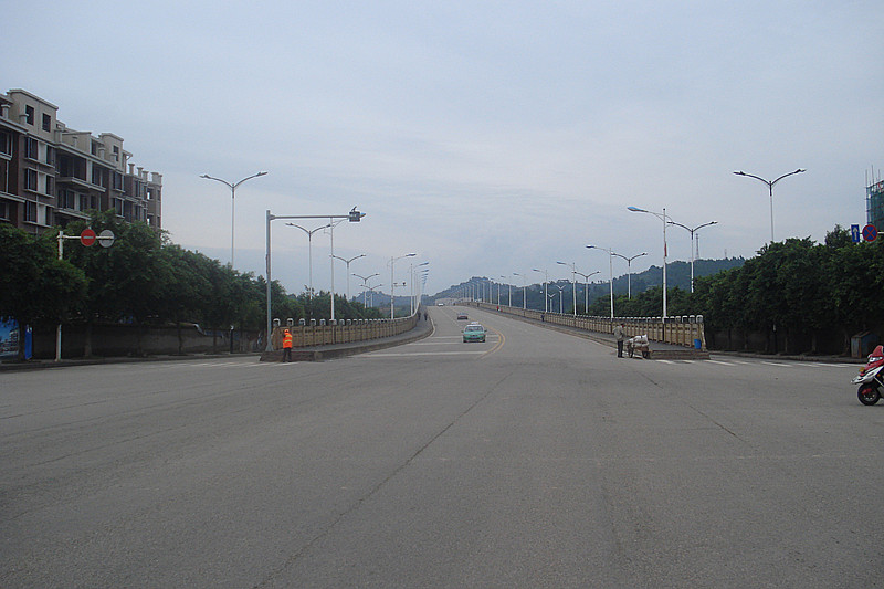 DSC00165_.jpg