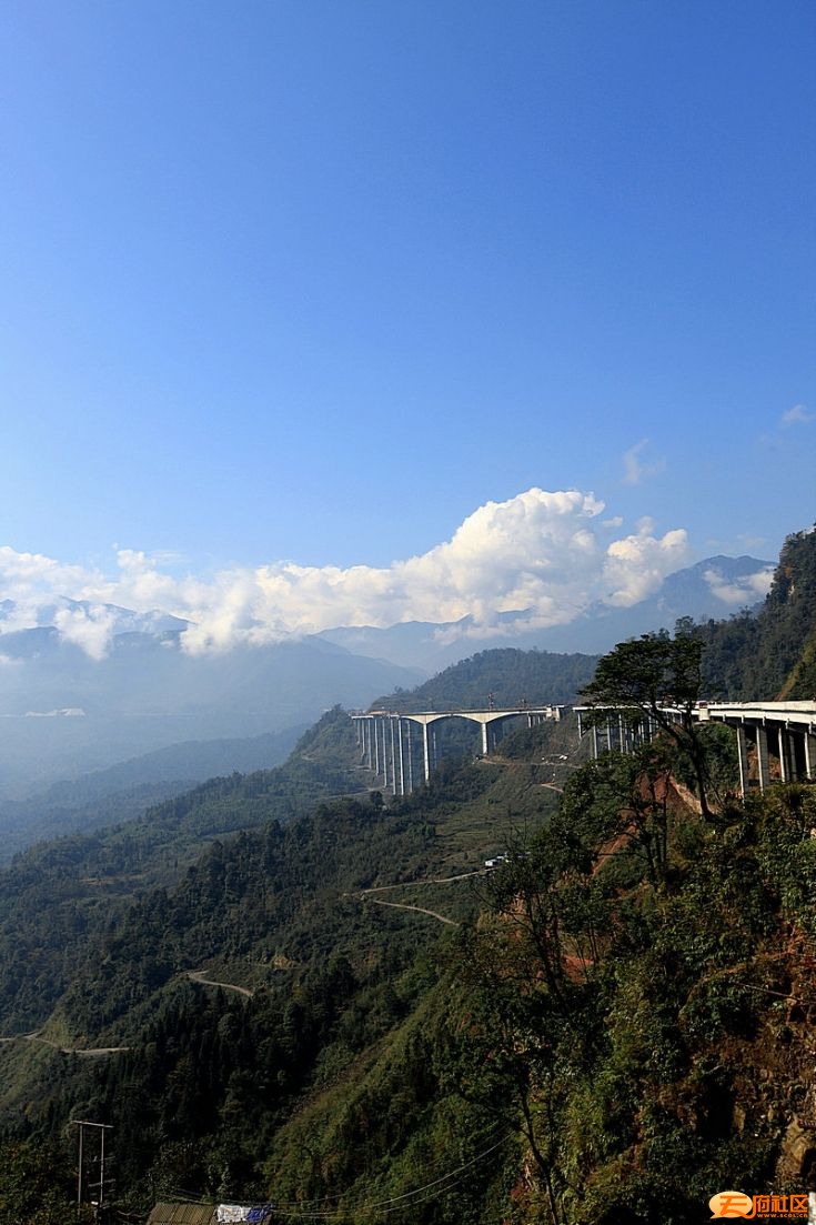 雅西高速沿途旅游景点图片