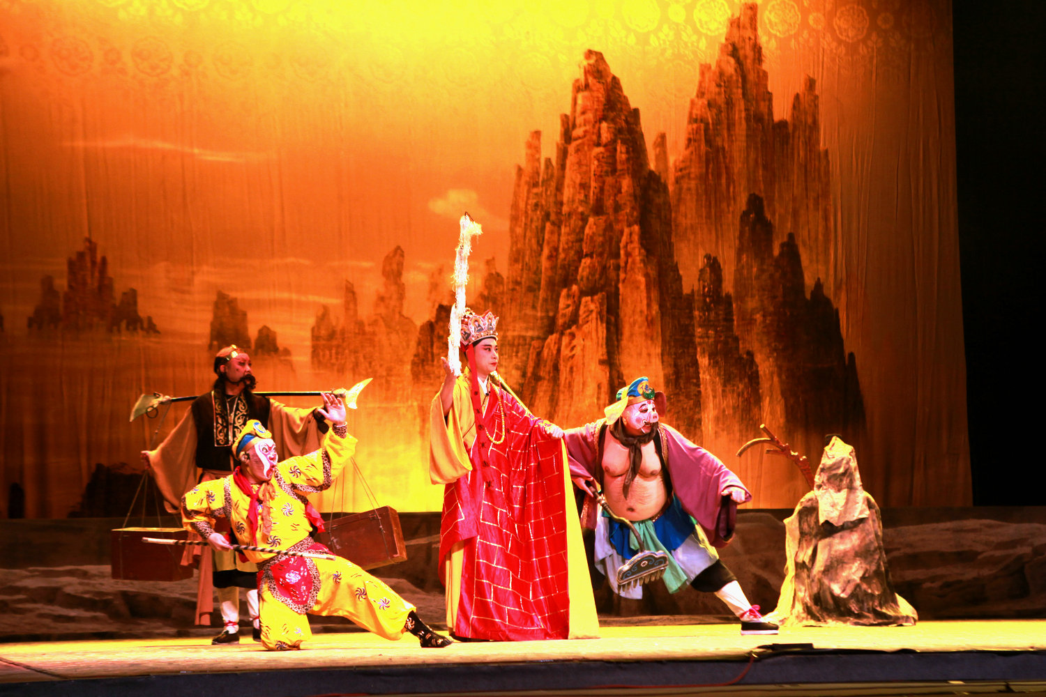 重发川剧《火焰山》剧照