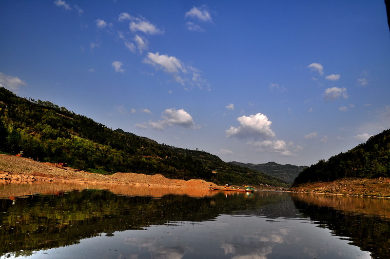 平昌是水乡,美景在白衣