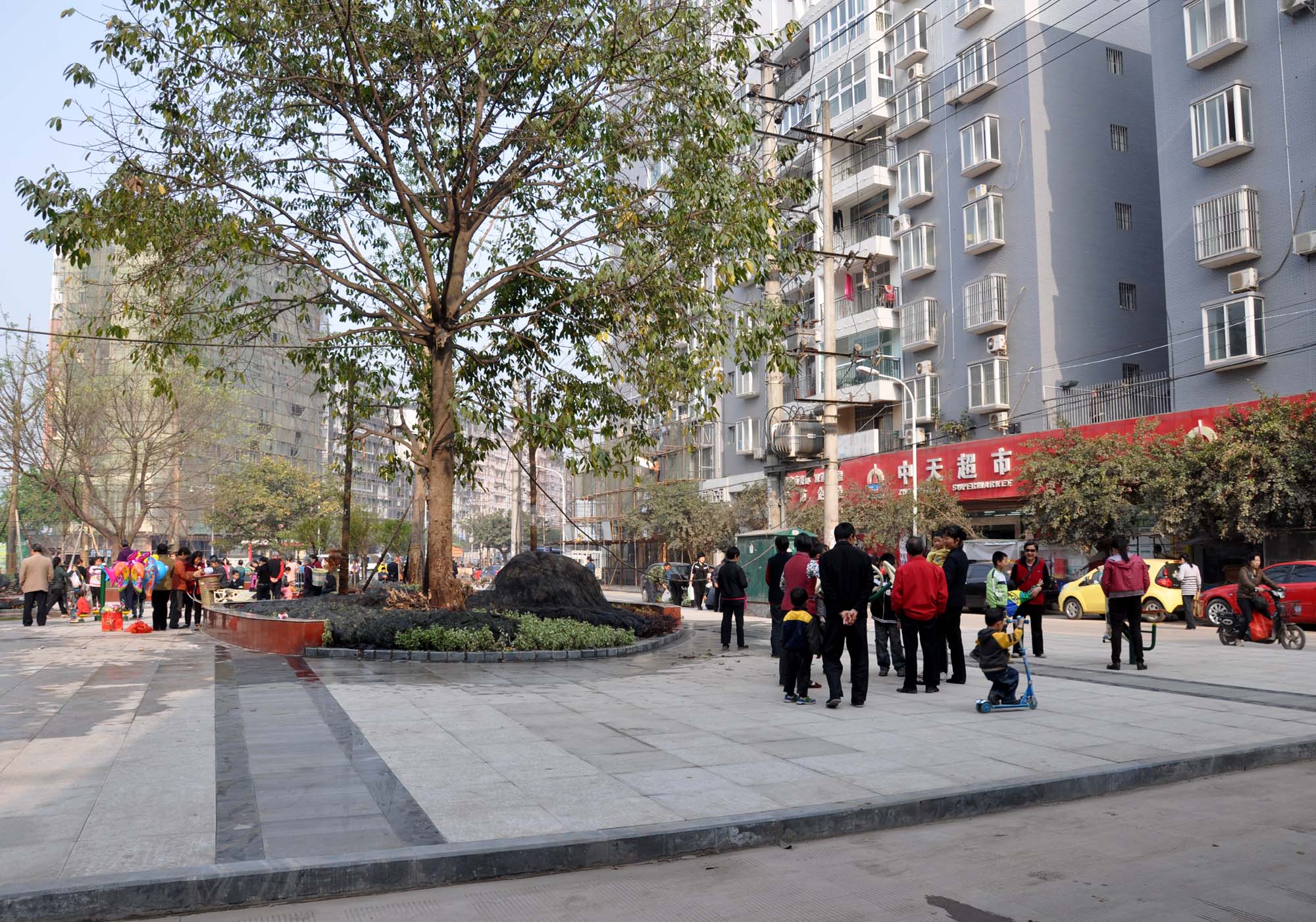 美丽城市俺的家—————————————江北莲花广场展新颜-巴中