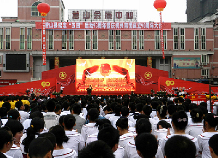 Ƭ 104.jpg