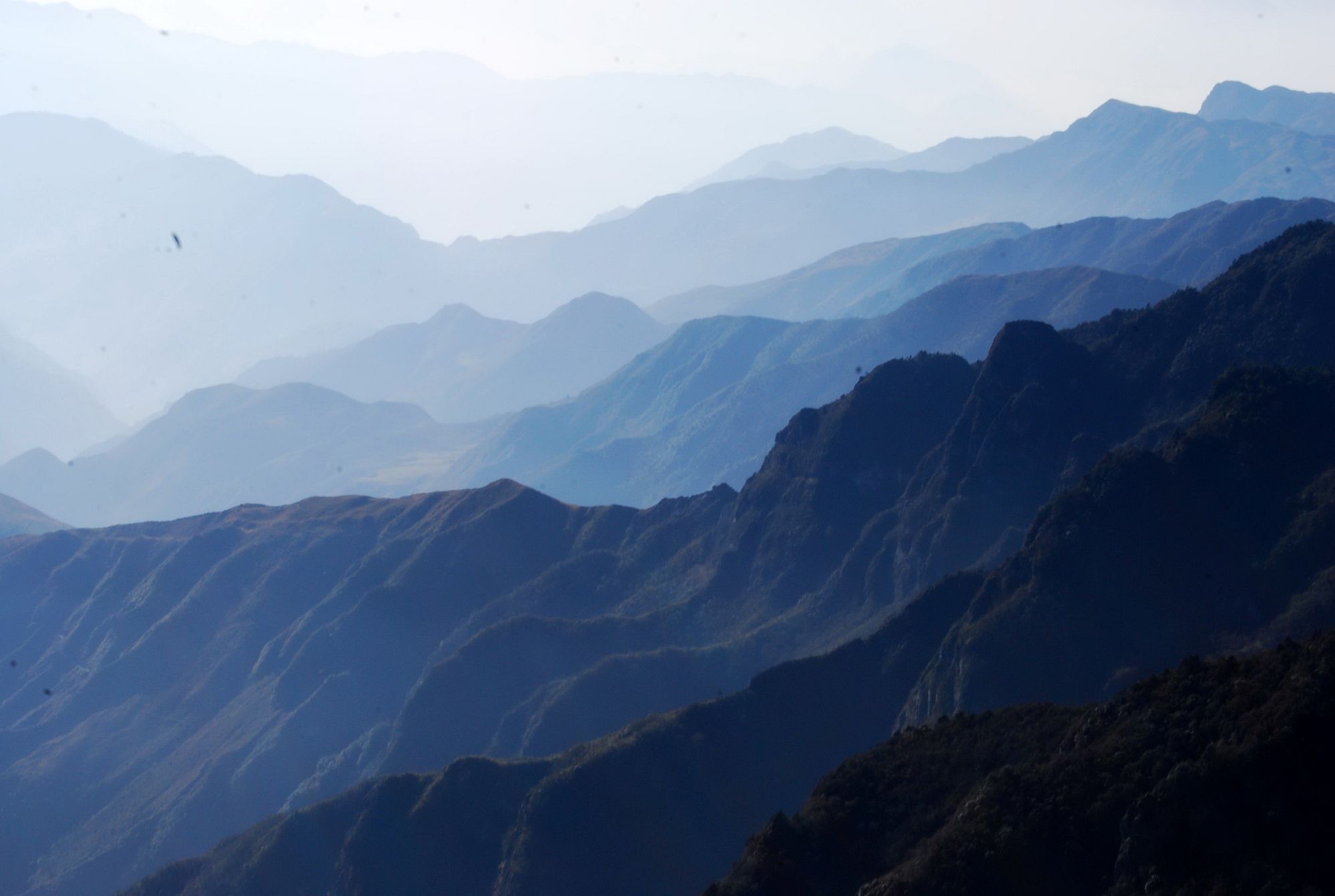 大山的脊梁(围观凉山)