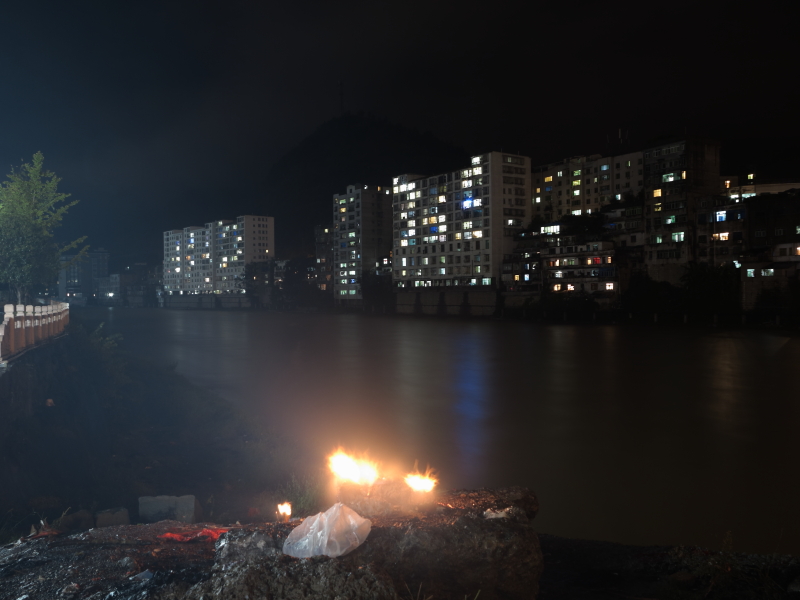 02.JPG