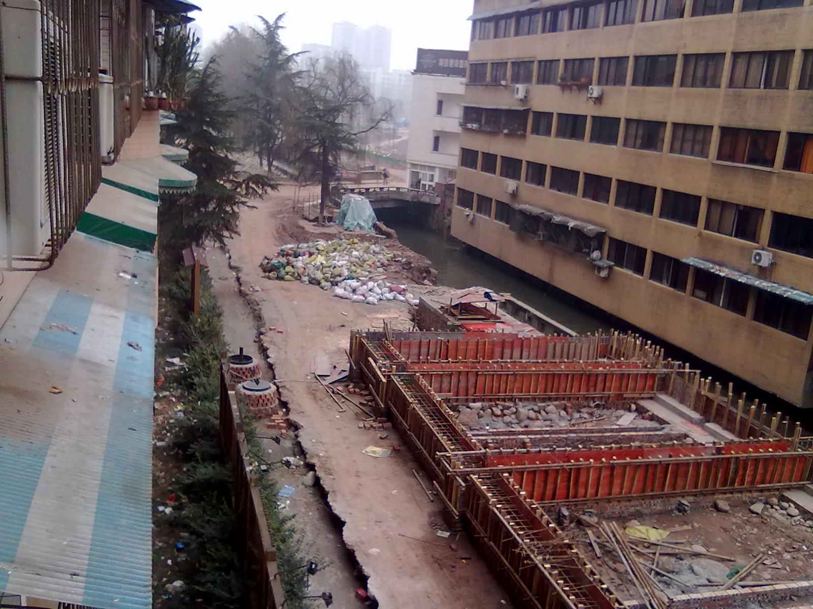 20120207079.jpg