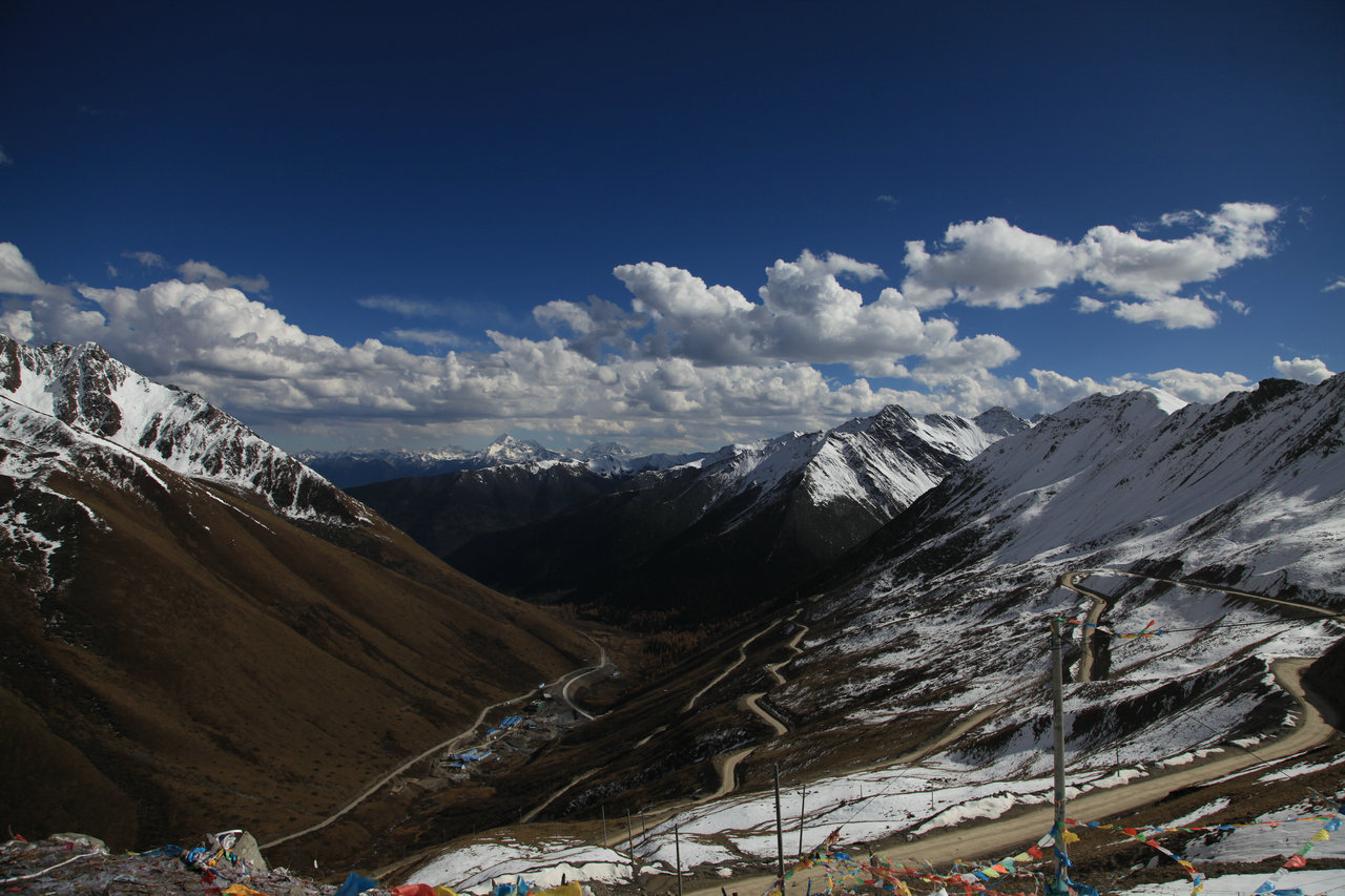 雅克夏雪山